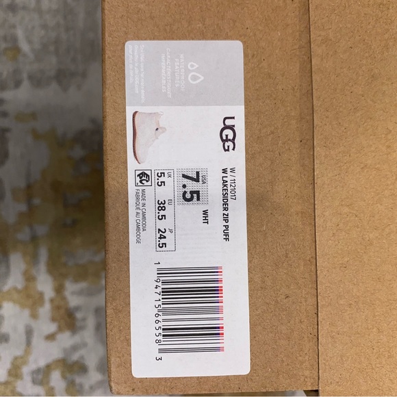 ‼️ Not for Sale ‼️ Uggs Lakesider Zip Puff white - Picture 4 of 7
